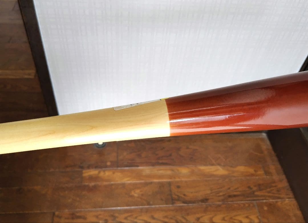 UAアンダーアーマー　ベースボールバット（硬式ゲーム）84ｃｍ　木製バット