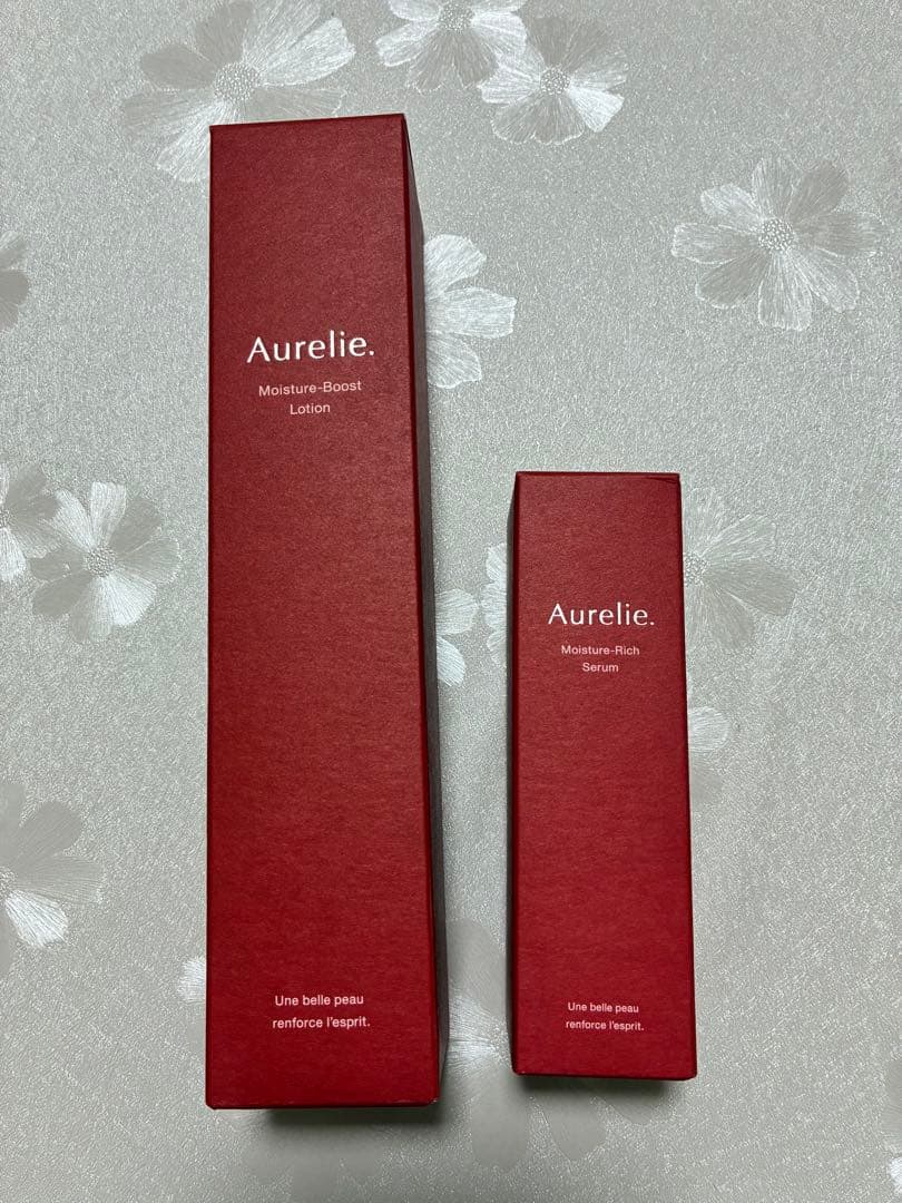 Aurelie モイスチャーブースト ローション & セラム