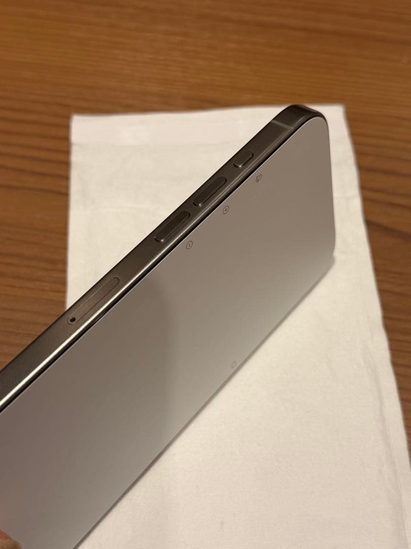 【新品未使用】Apple iPhone 15 Pro 香港版