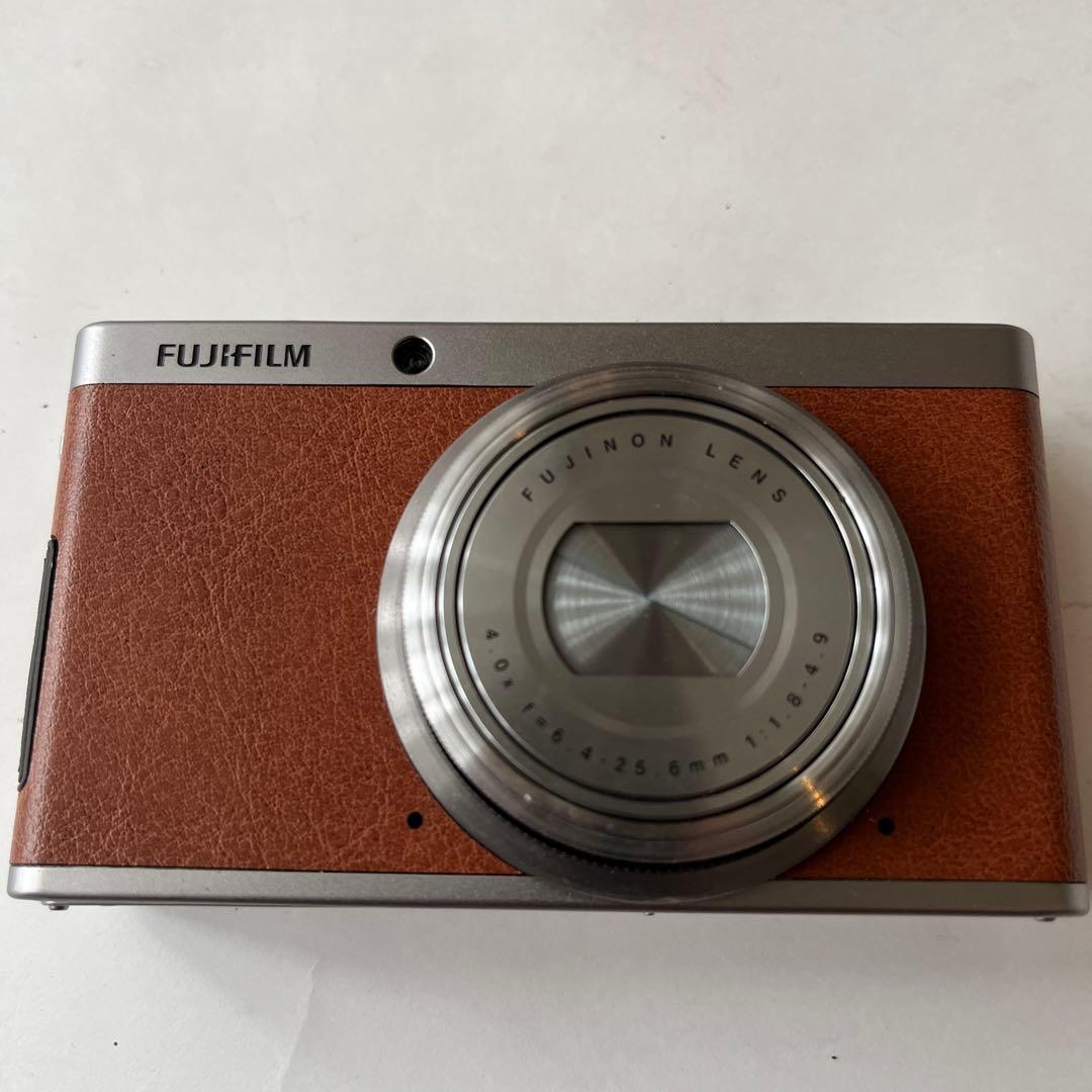 FUJIFILM XF1 デジタルカメラ