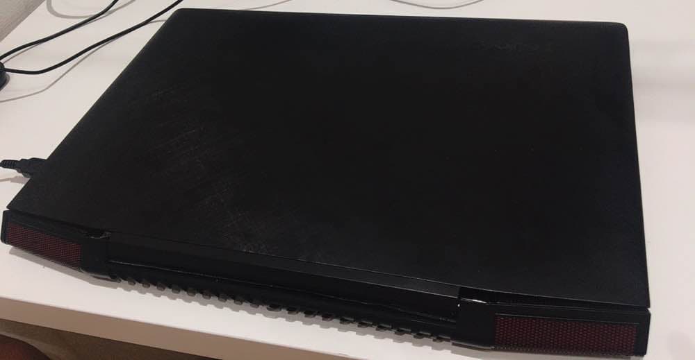 その他ノートPC本体 Lenovo Y700