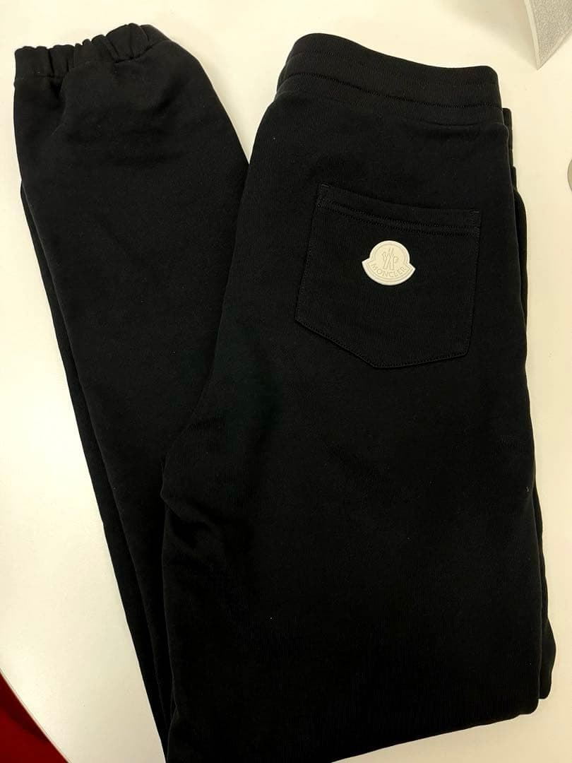 【セットアップ】MONCLER ブラック パーカー Sサイズ