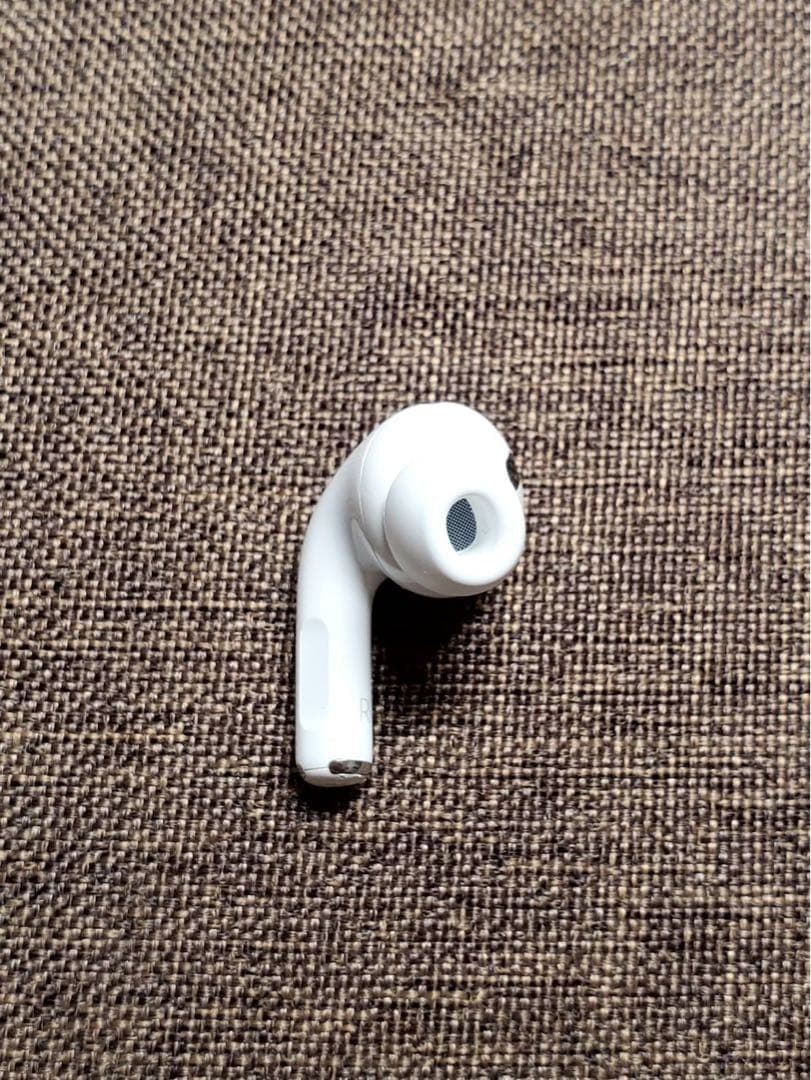 右耳 Apple AirPods Pro 第2世代 正規品 片耳592
