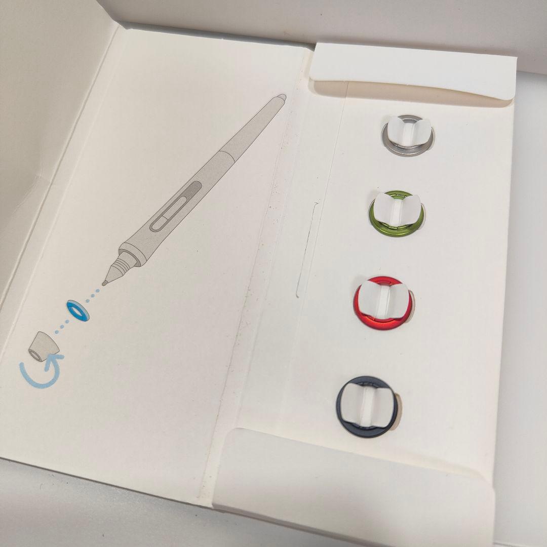 WACOM Cintiq Pro 13\" DTH-1320/K0 ワコム