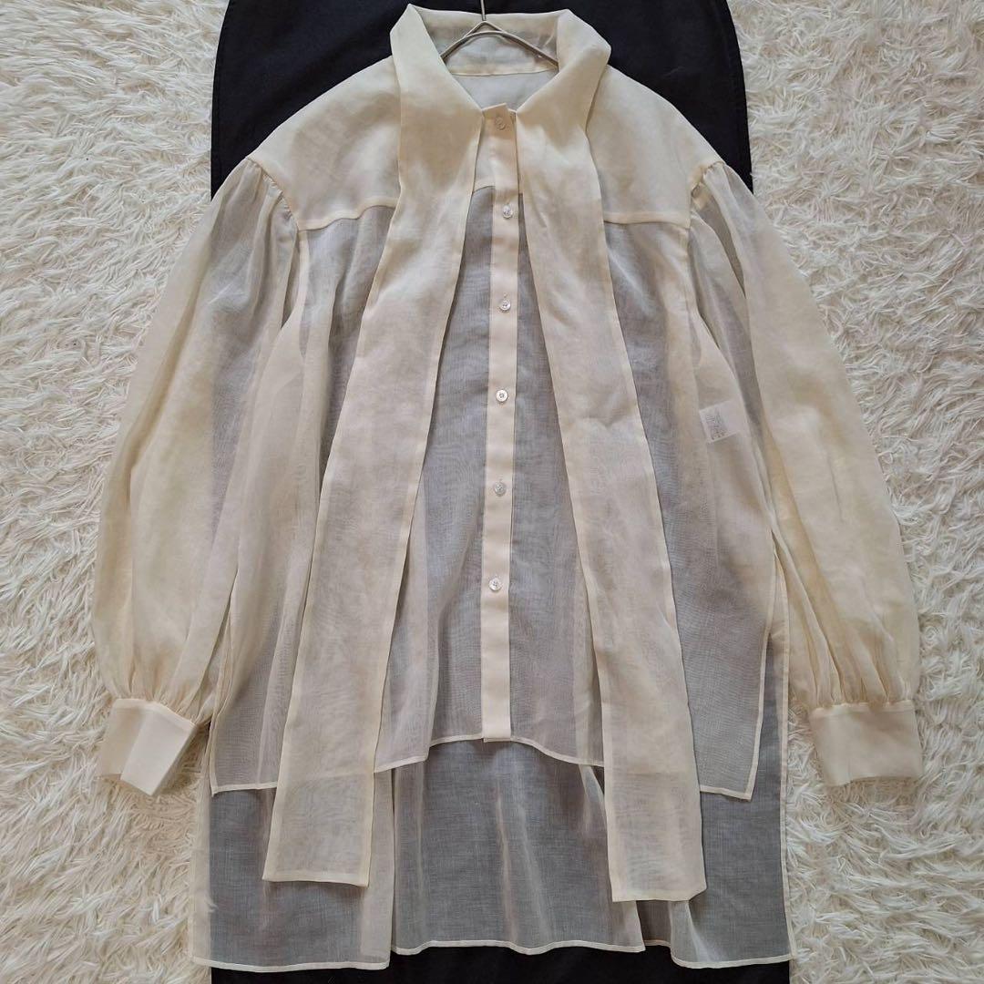 極美品✨ADORE 定価4万 ソフトオーガンジーブラウスシアー ボウタイ