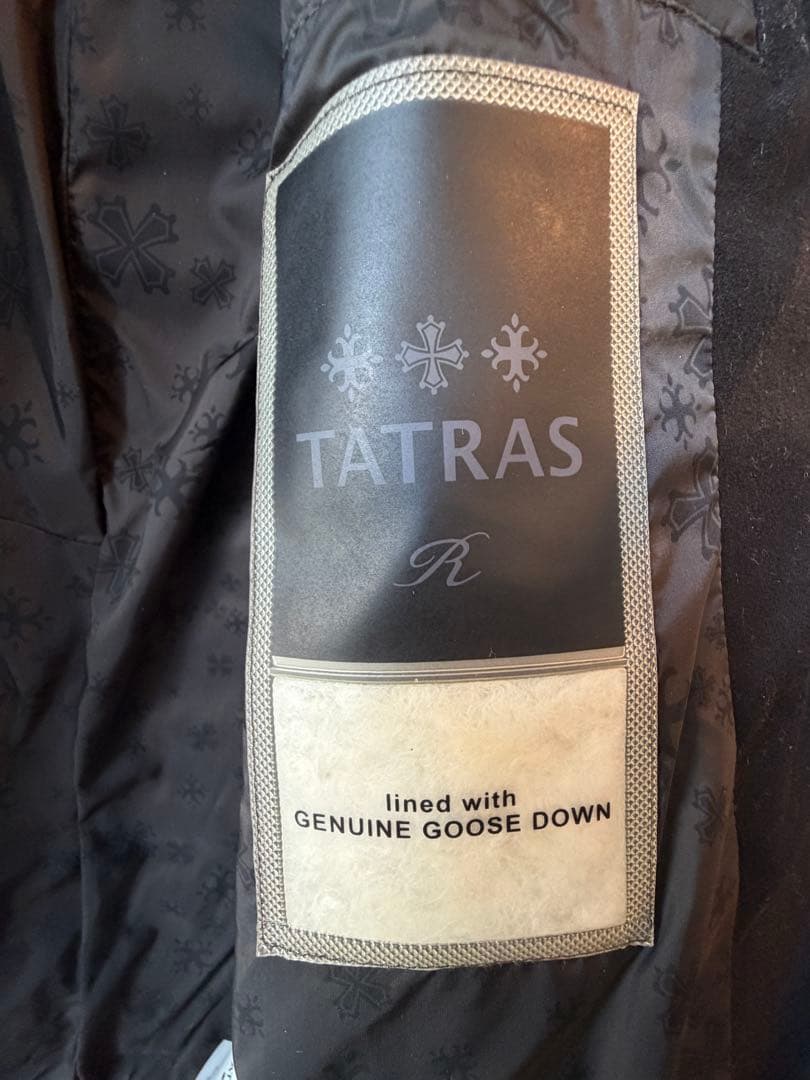 TATRAS ブラック ダウンジャケット　2サイズ