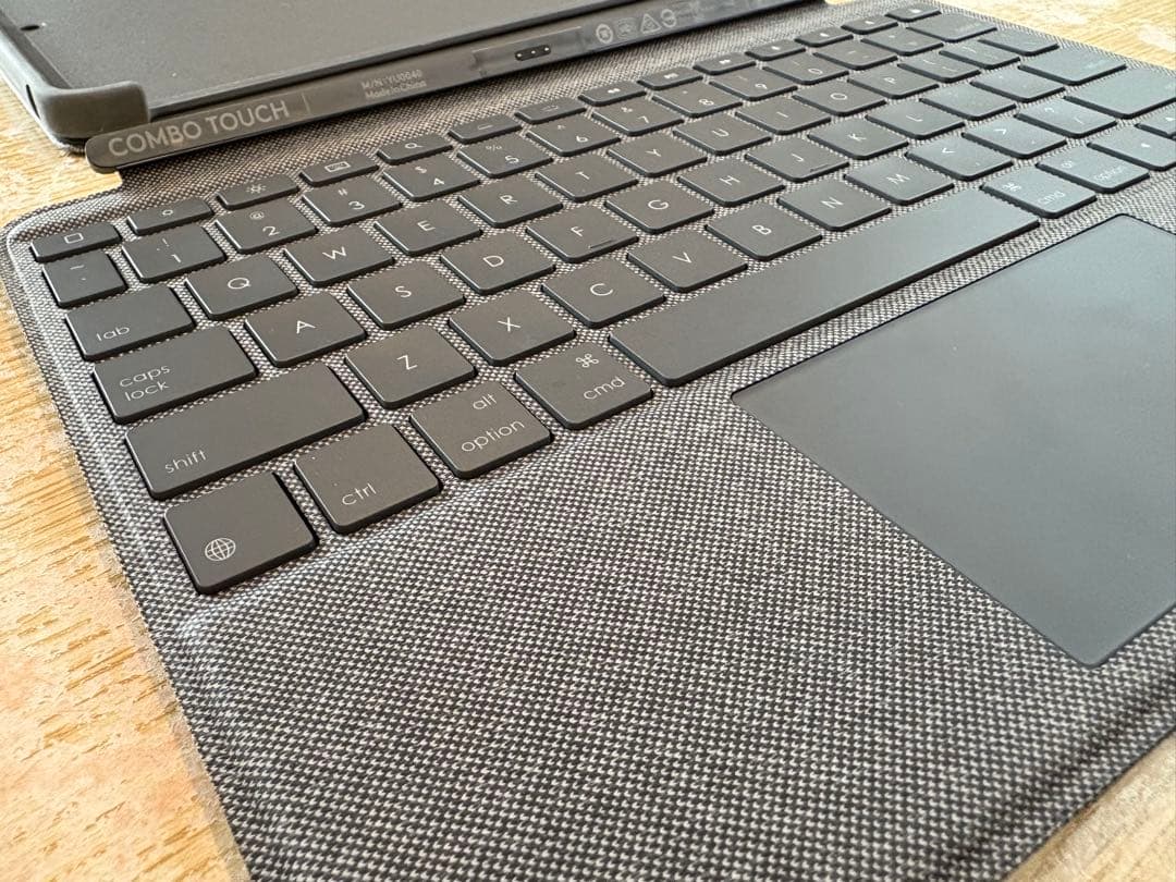 ア*ン様 ⭐️iPad 10.5インチ シルバー ペンシル&キーボード付き⭐️