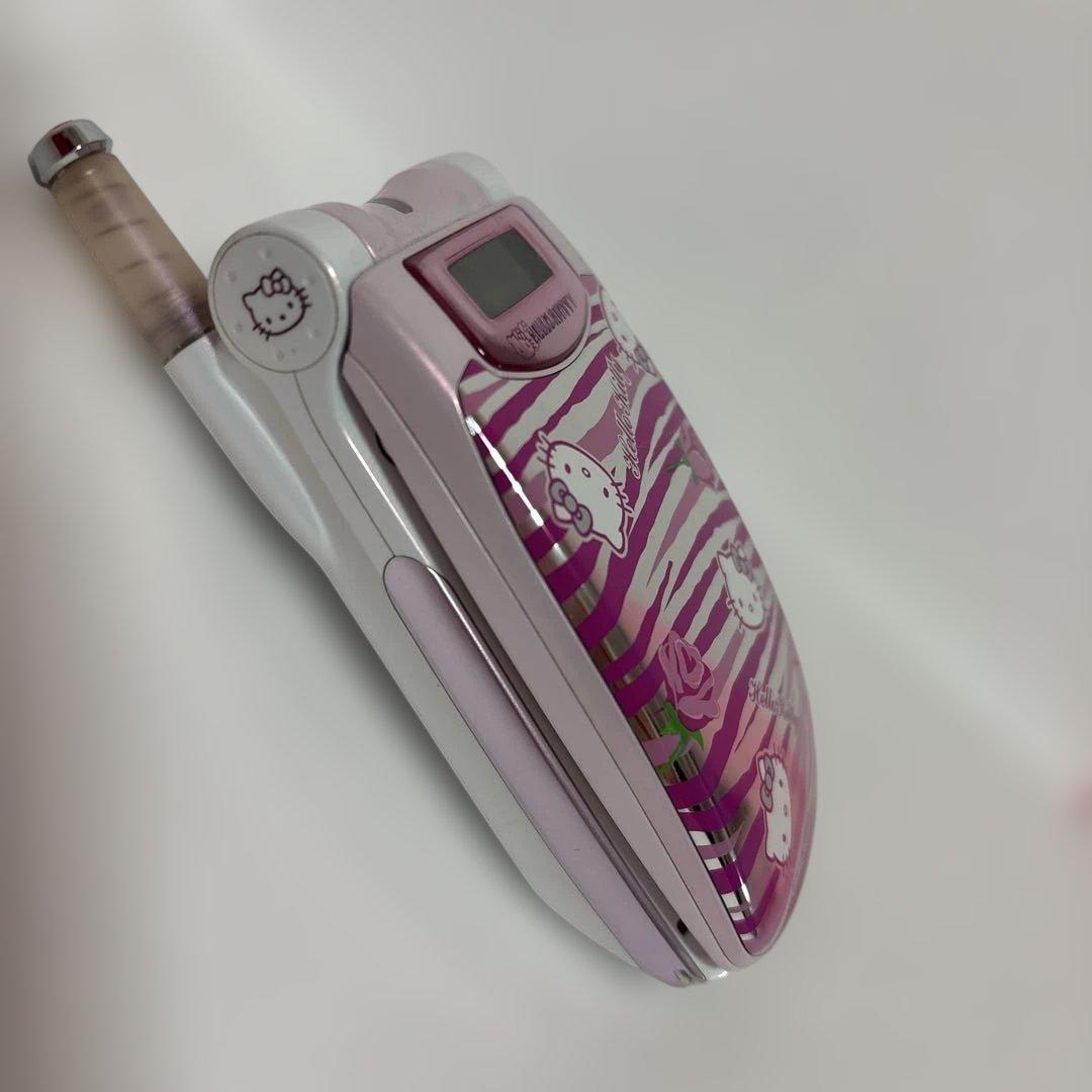 ハローキティ ガラケー・au・Sony製