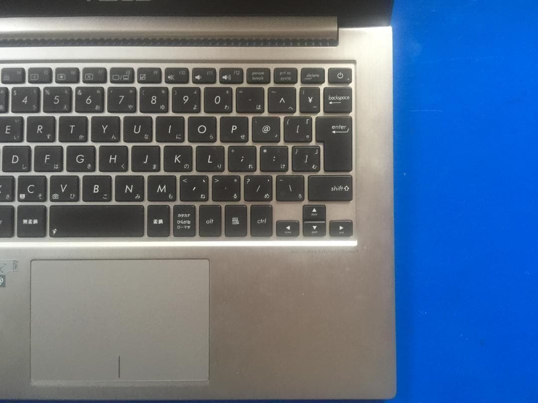 ASUS UX31A 13.3型液晶 IPS/SSD128G/Offece 軽量