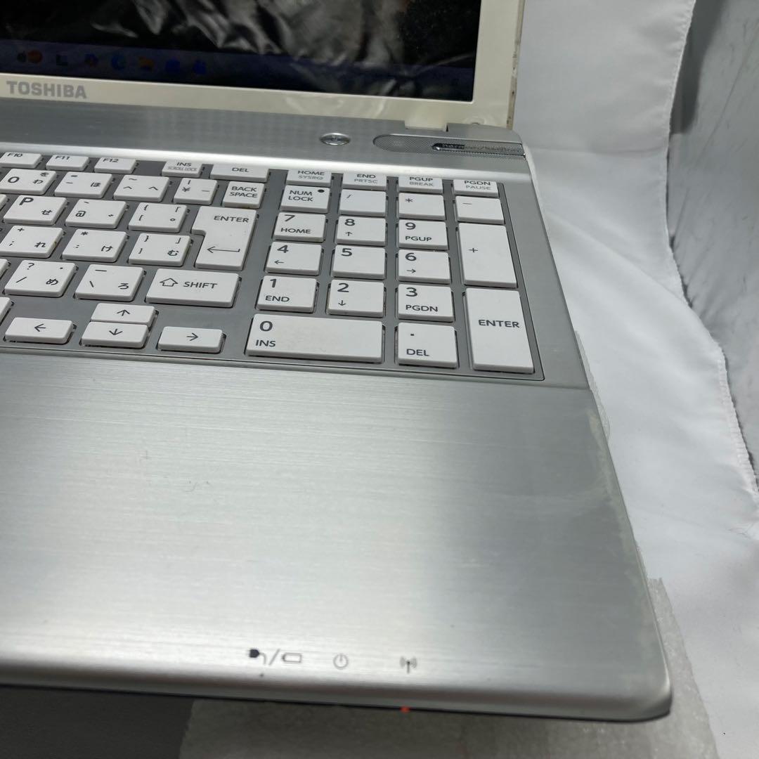 高性能ノートパソコン 大画面 爆速SSD 東芝 オフィス