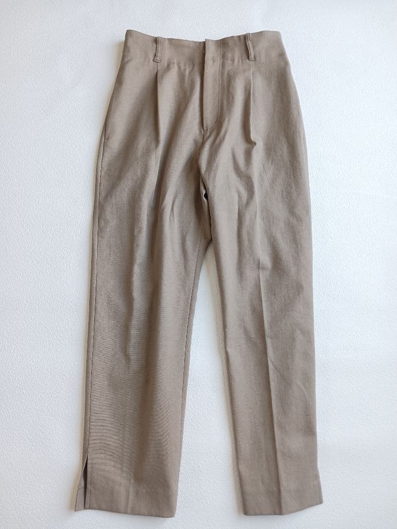 po様スピックアンドスパン　リネンライクノーカラージャケット＋テーパードパンツ