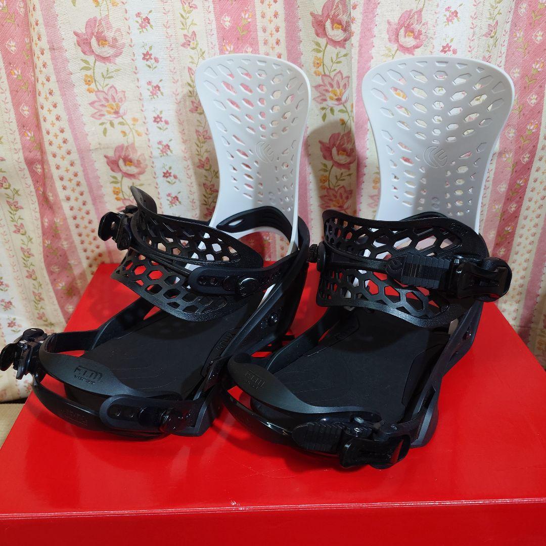 中古美品　22/23モデル　 FLUX PR　サイズM