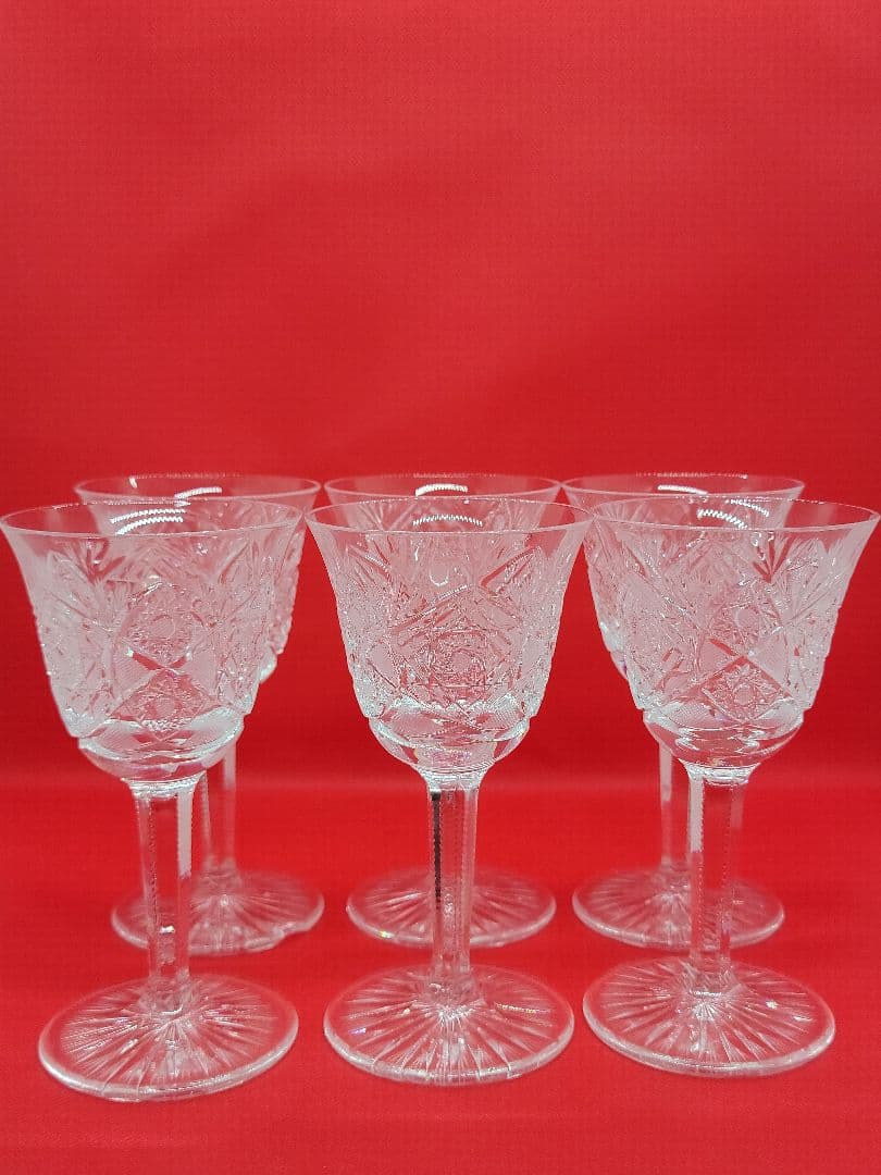 ボヘミアグラスワイングラス6個セット（赤用/白用より少し大きい)