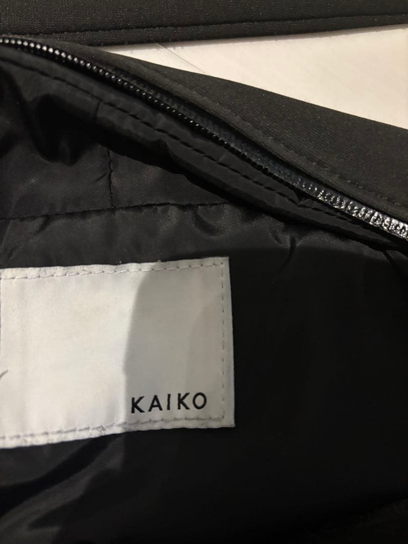 KAIKO ブラック メッセンジャーバッグ