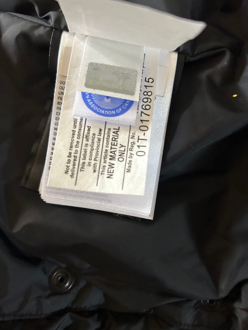   Fusion ブラック Mサイズ ダウンジャケット