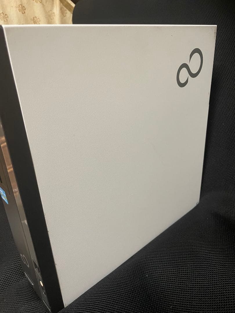 【値下げ美品超速】Fujitsu ESPRIMO D581/C デスクトップPC