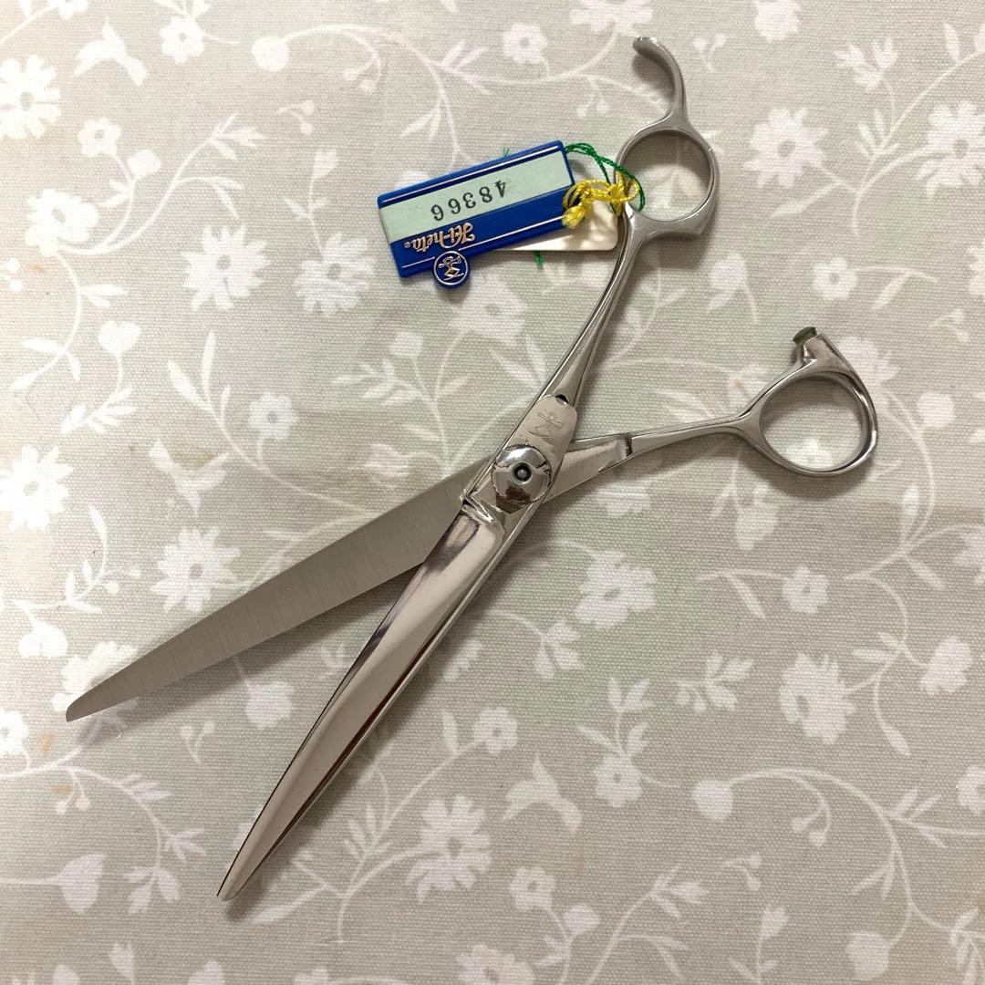 ヘアカット用ハサミ　新品