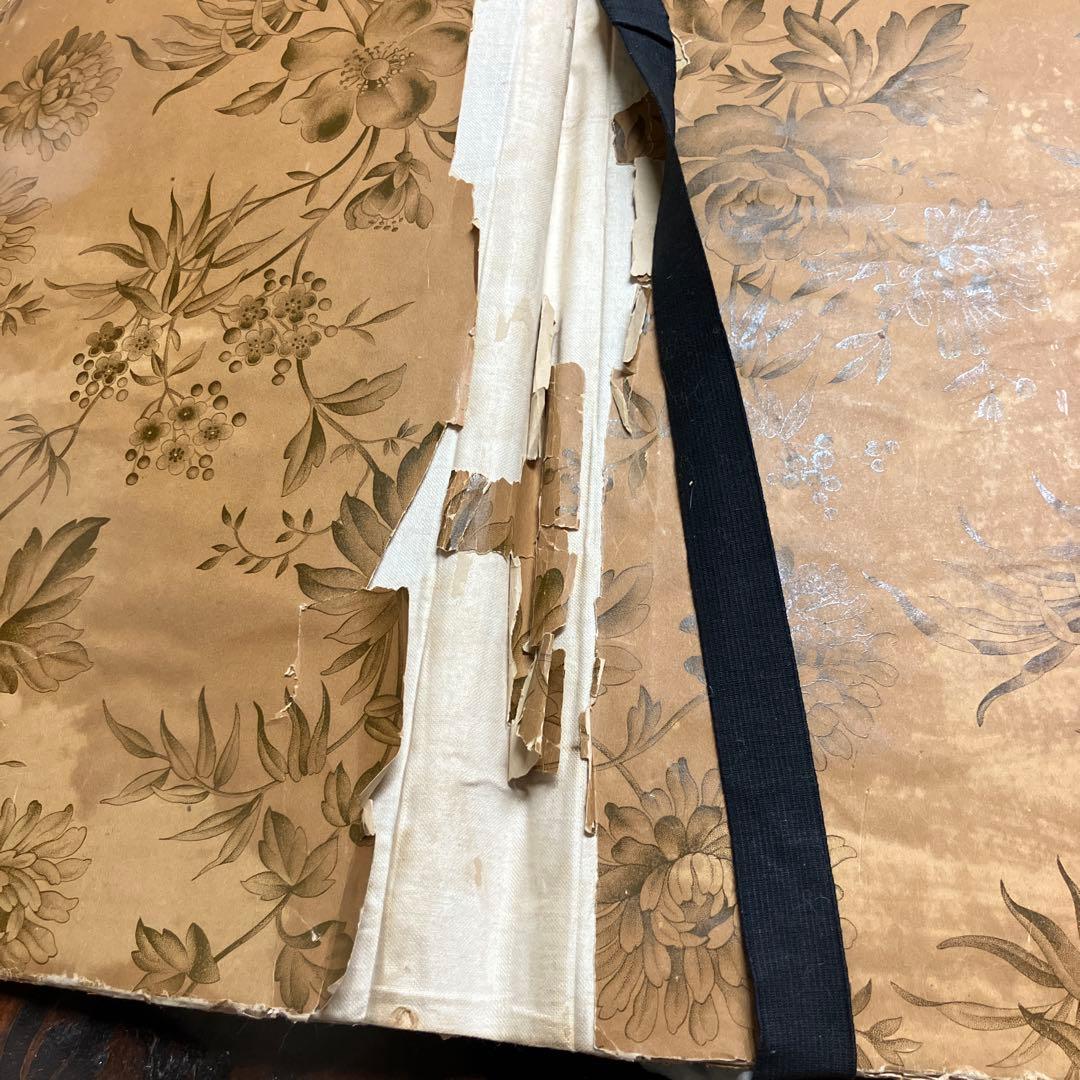 フランスアンティークレースの見本帳