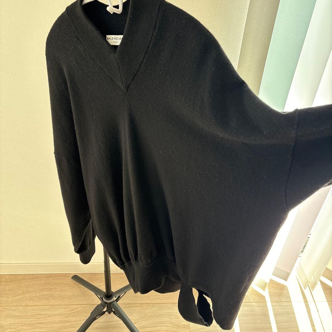 希少暖かいBALENCIAGA ウールブラック オーバーサイズニット