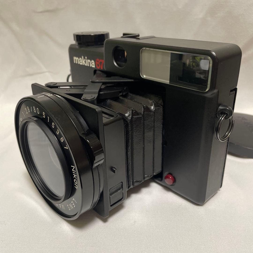 フィルムカメラ PLAUBEL makina67 NIKKOR 1:2.8 80mm