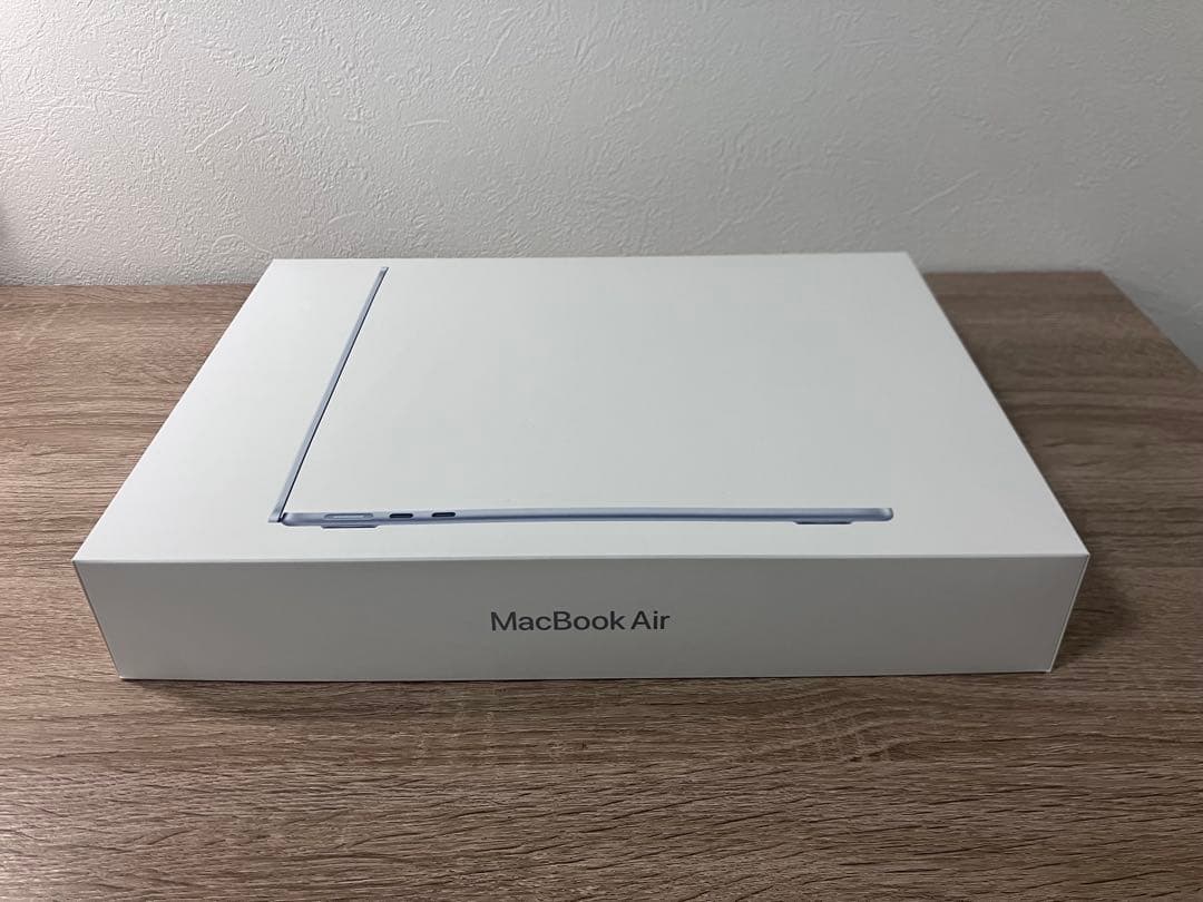 新品未開封品　Apple 2025 MacBook Air M4 スカイブルー