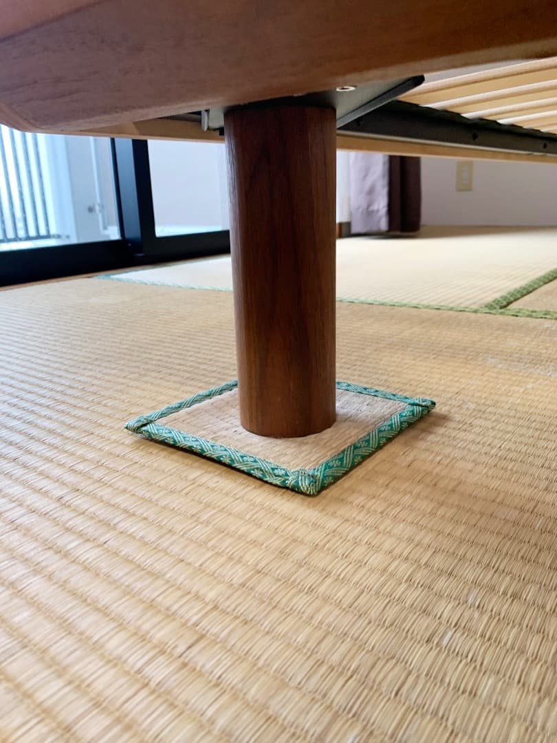 無印良品　ベッドフレーム・ダブル＋ヘッドボード（ウォールナット材）