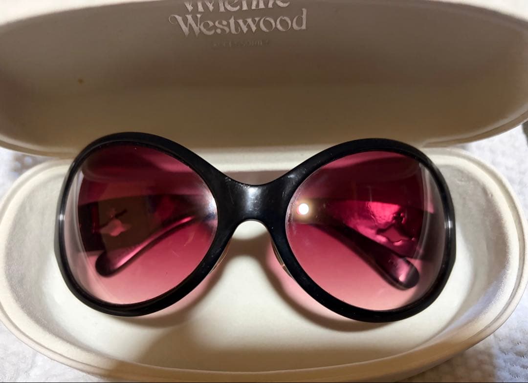 Vivienne Westwood VW-7723 hyde着用モデル
