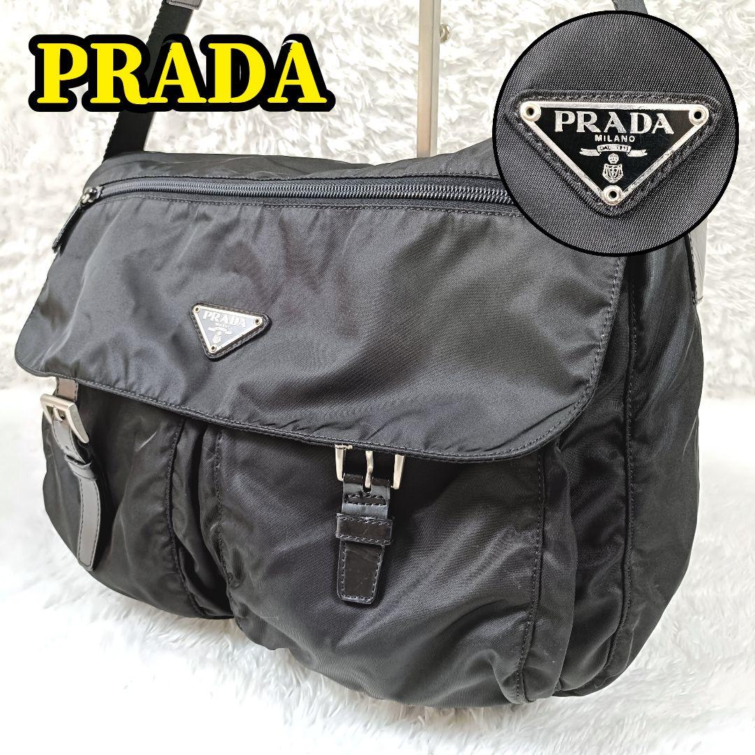 PRADA 三角ロゴ メッセンジャーバッグ 斜めがけ可 A4収納可 白タグあり