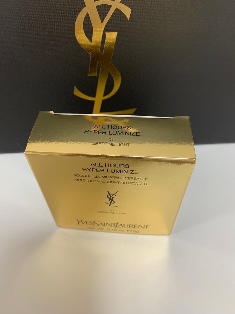 【新品】イヴサンローラン　オールアワーズ ハイパールミナイザー 01番