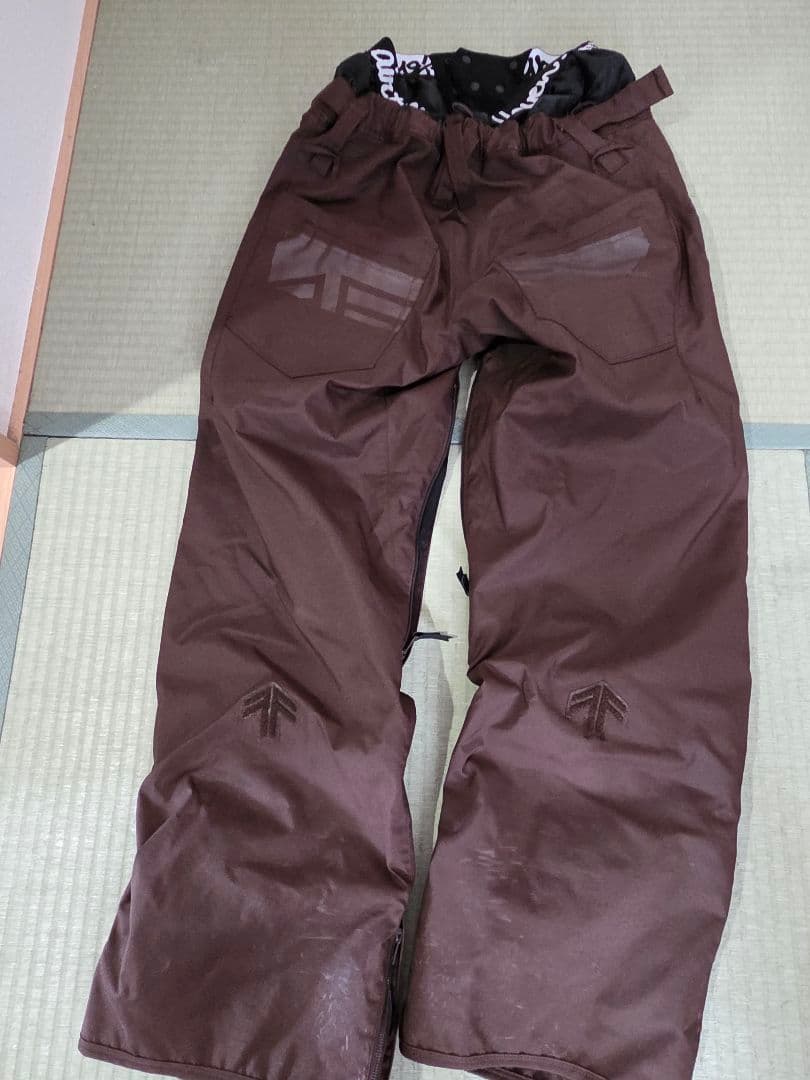 【デサント製】A-SEVEN スノボウェア上下セット L 迷彩 ヒートナビ搭載