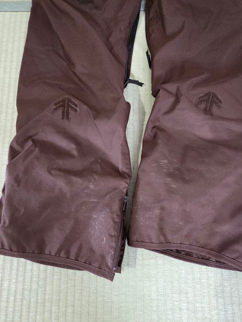 【デサント製】A-SEVEN スノボウェア上下セット L 迷彩 ヒートナビ搭載