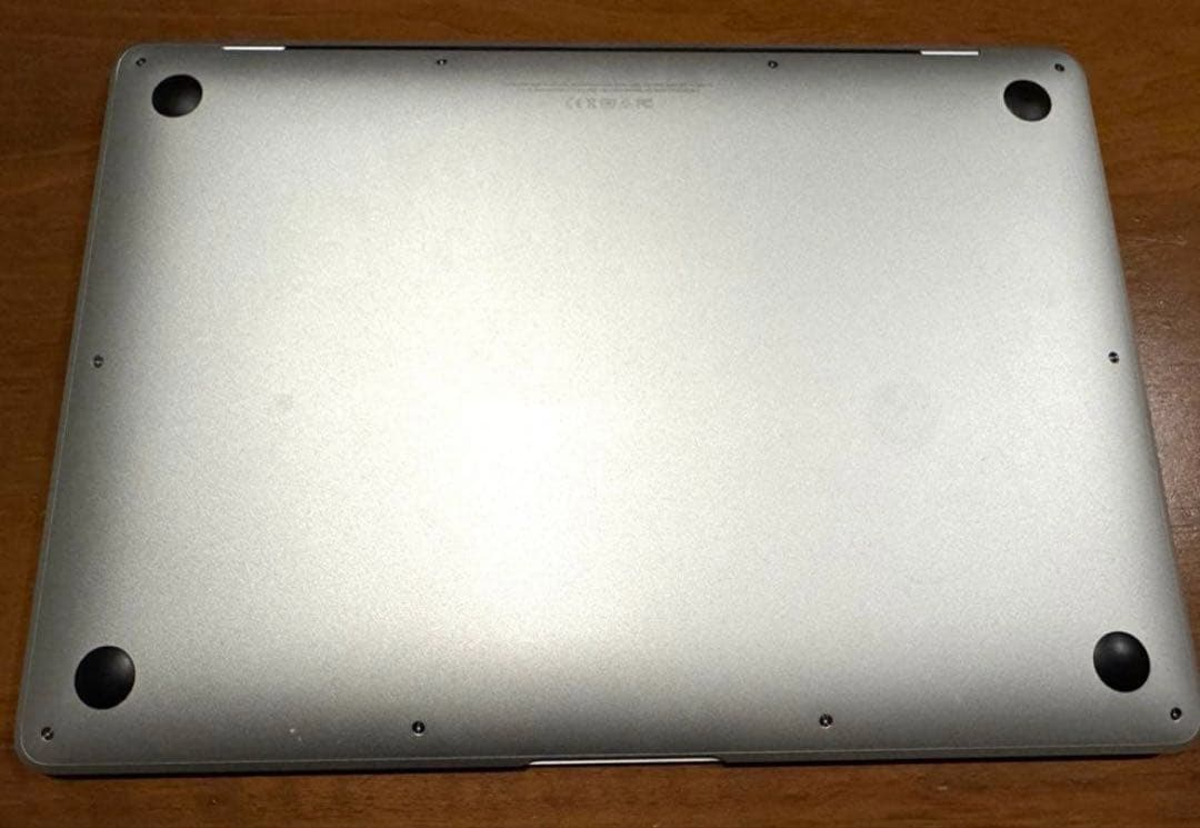 Macbook Air 13-inch 2018年モデル 121GB