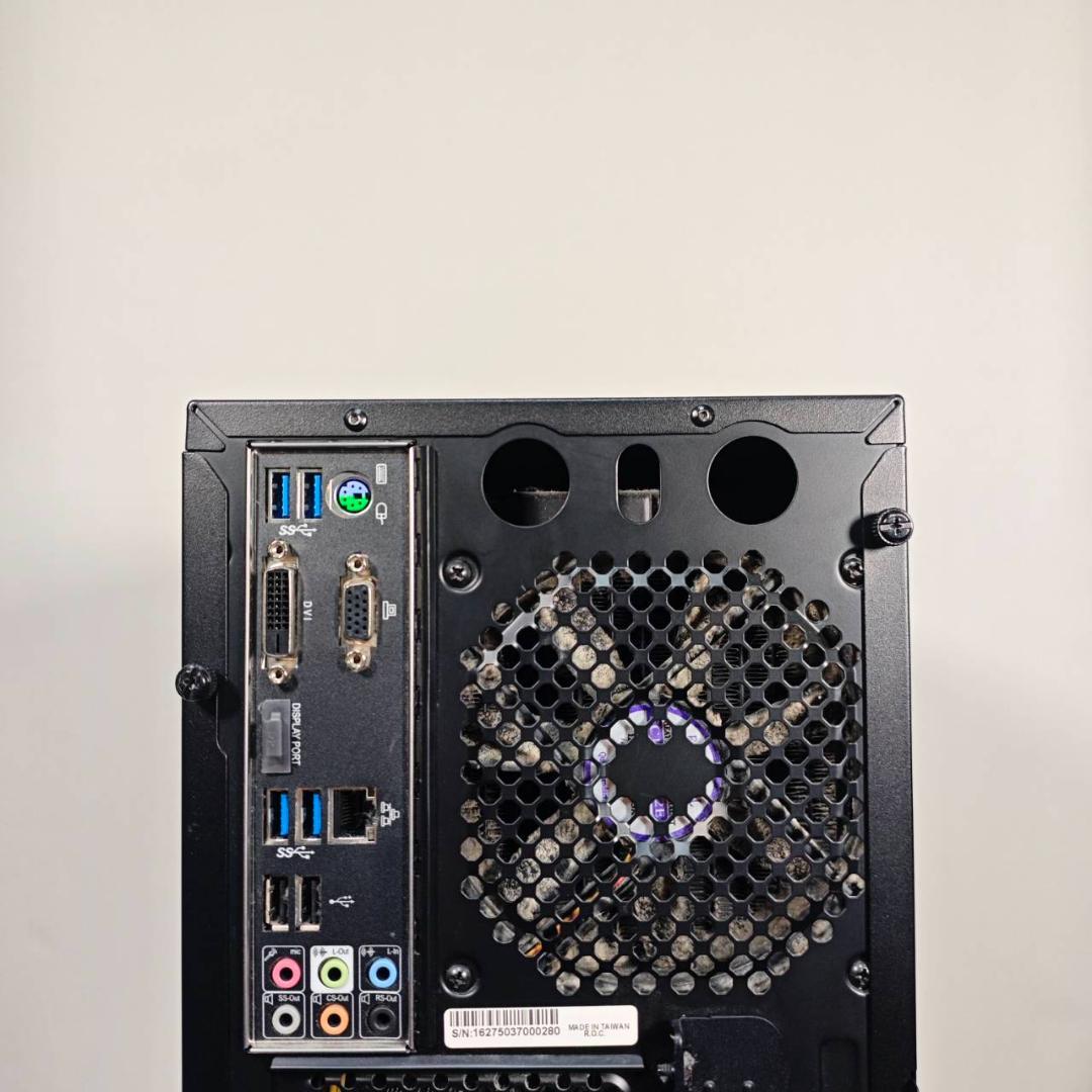 ゲーミングPC/i7 7700/500GB/GTX1070/LEVEL∞