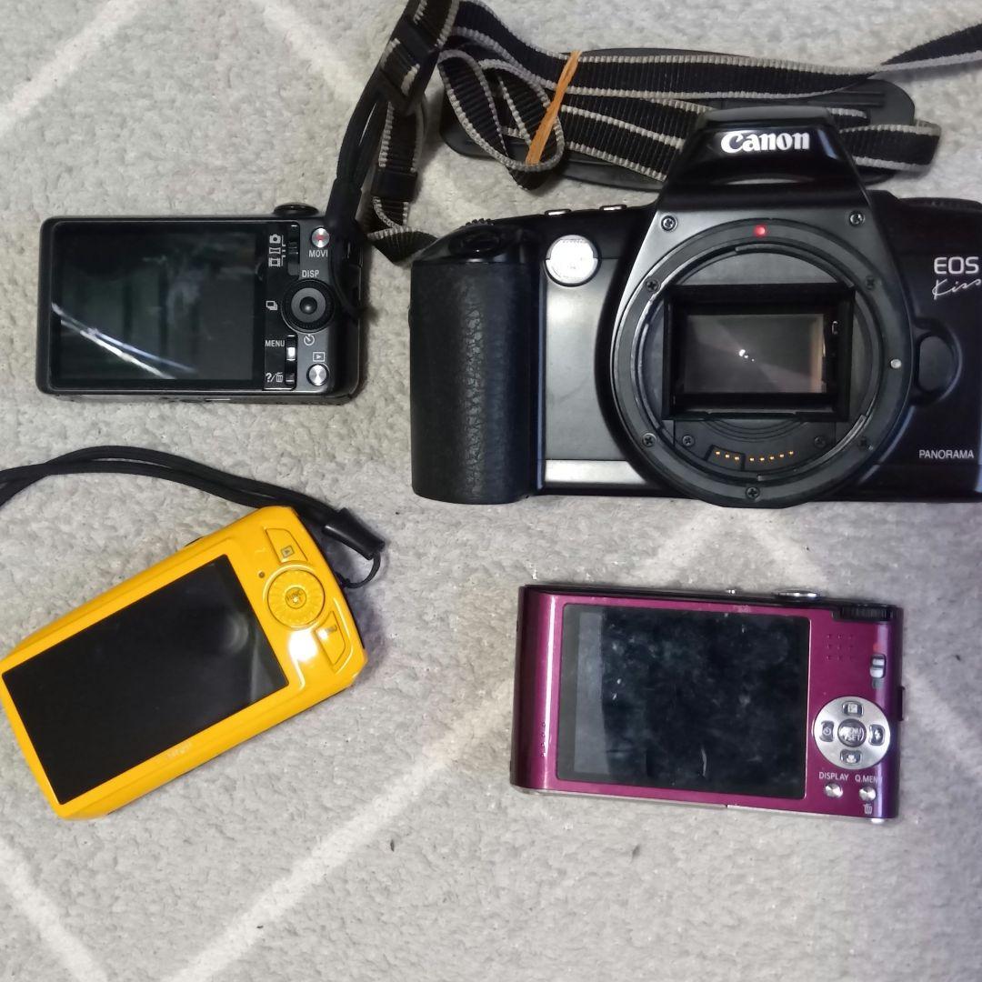 デジタルカメラとフィルムカメラのセット