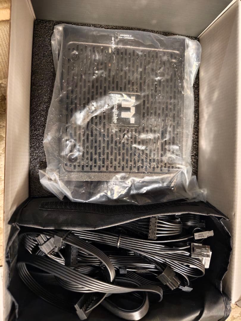 電源ユニット Thermaltake Toughpower 1500W