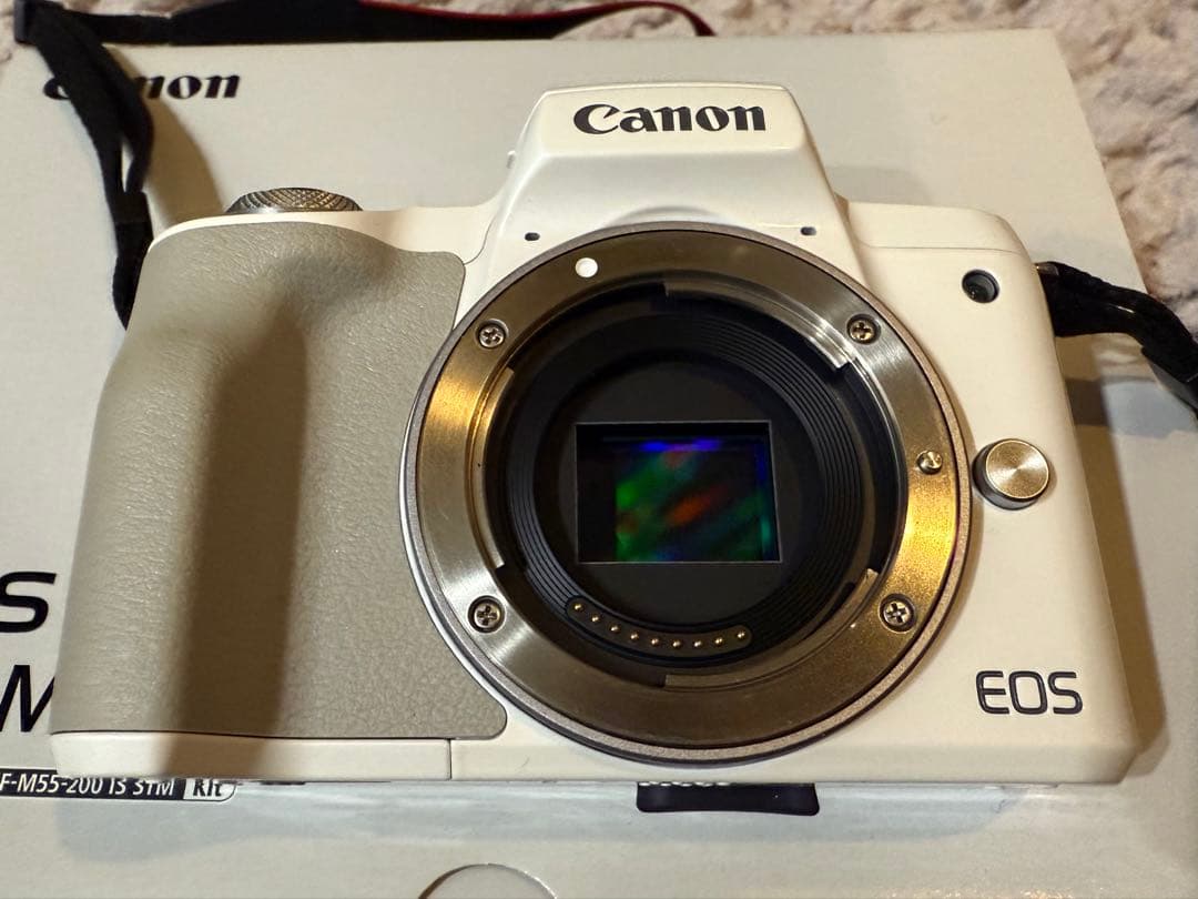 Canon ミラーレス一眼 EOSkissM ホワイト(標準ズームレンズのみ)