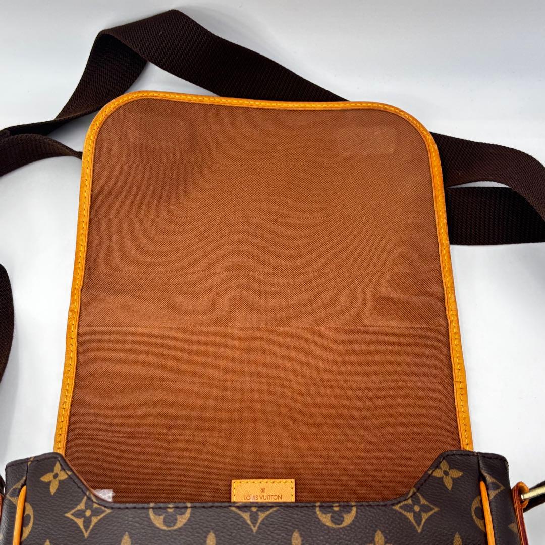 LOUIS VUITTON メッセンジャー ボスフォールPM ショルダーバッグ