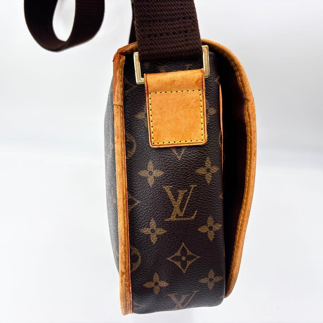 LOUIS VUITTON メッセンジャー ボスフォールPM ショルダーバッグ