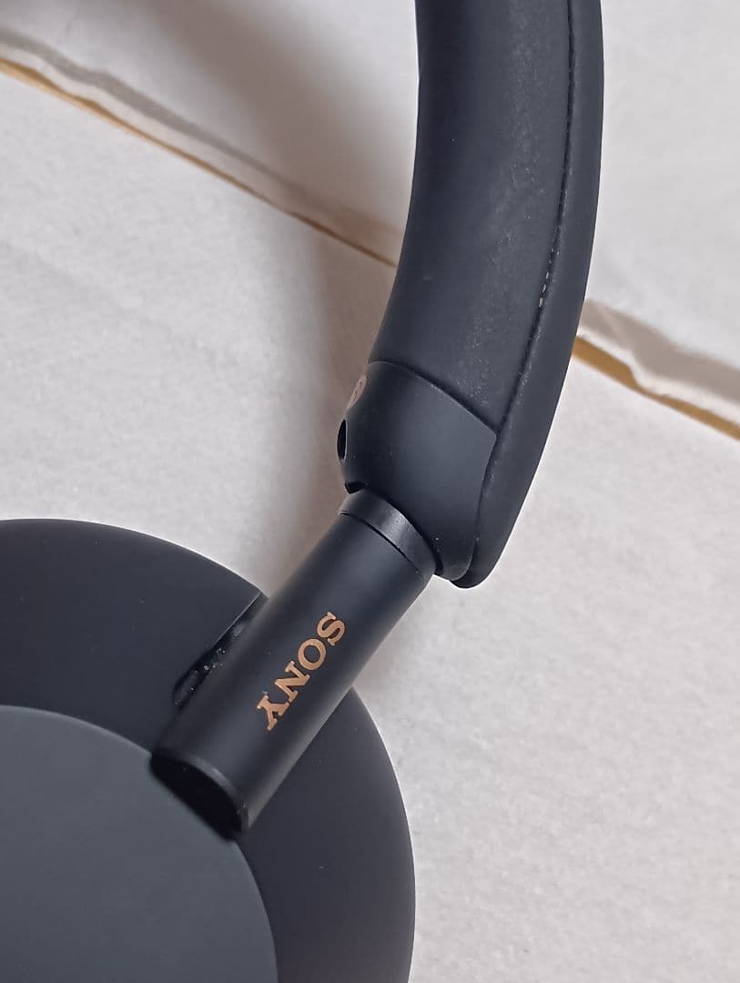 SONY ブラック オーバーイヤーヘッドフォン