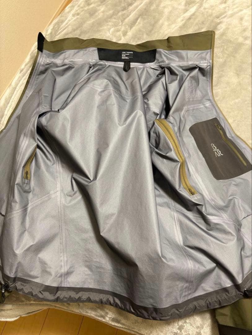 Arc'teryx ベータARジャケット　タツ　tatsu