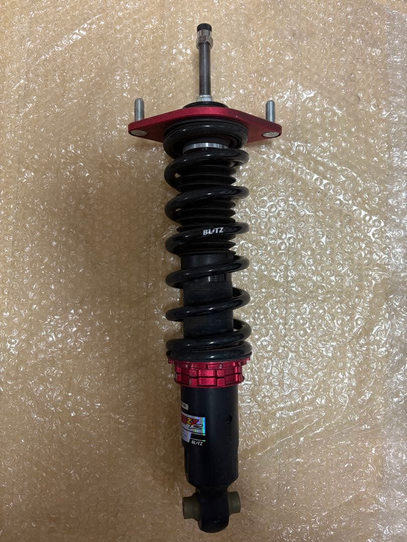 ひーちゃん BLITZ車高調