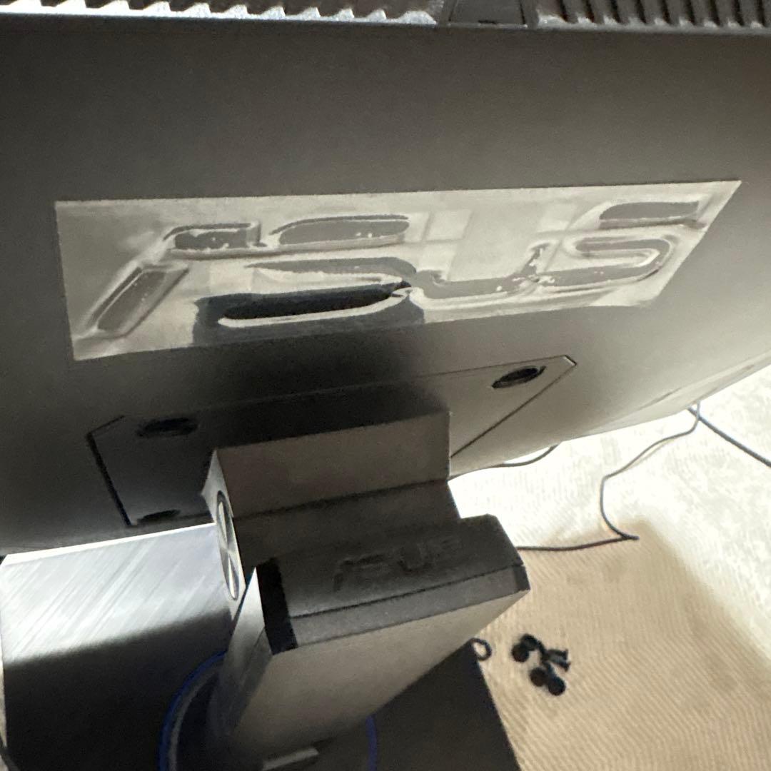 ASUS ゲーミングモニター VG245HE-J 24インチ16日まで値下げ