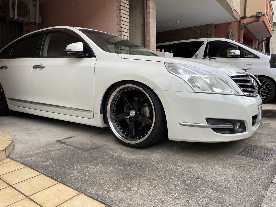 ロクサーニ　グラスターファイブ20インチ、使用距離200キロ未満‼️