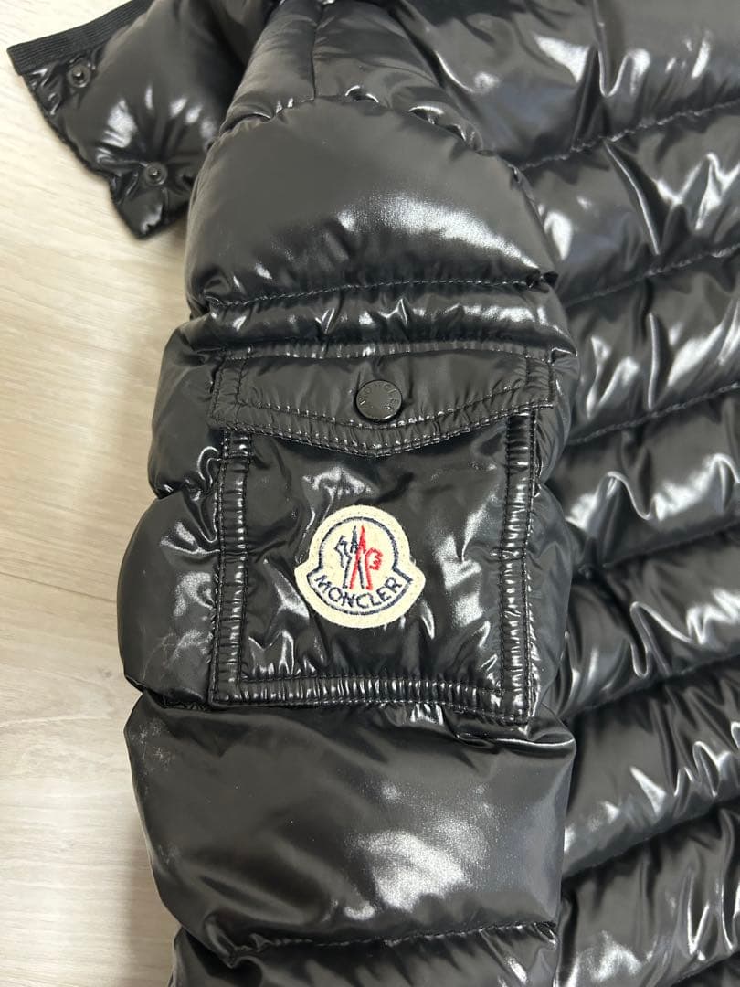 モンクレール MONCLER bady ダウン 黒