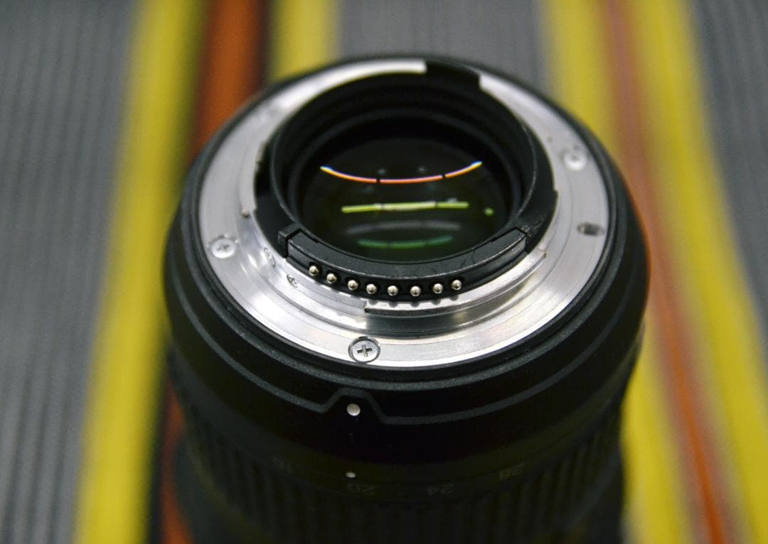 Nikon AF-S NIKKOR 16-35mm F4 VRレンズ