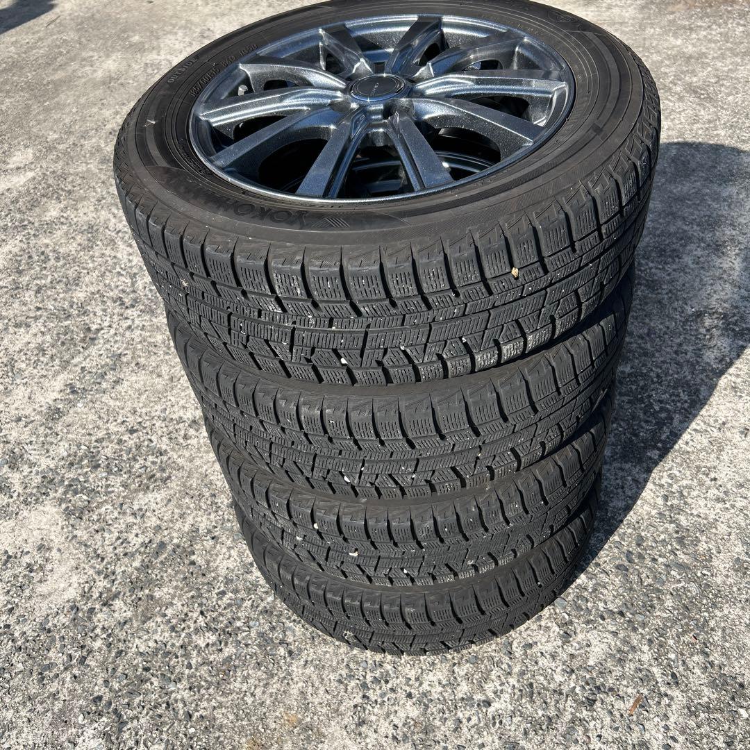 YOKOHAMA ig50スタッドレス 185/60R15 15インチ　アクア