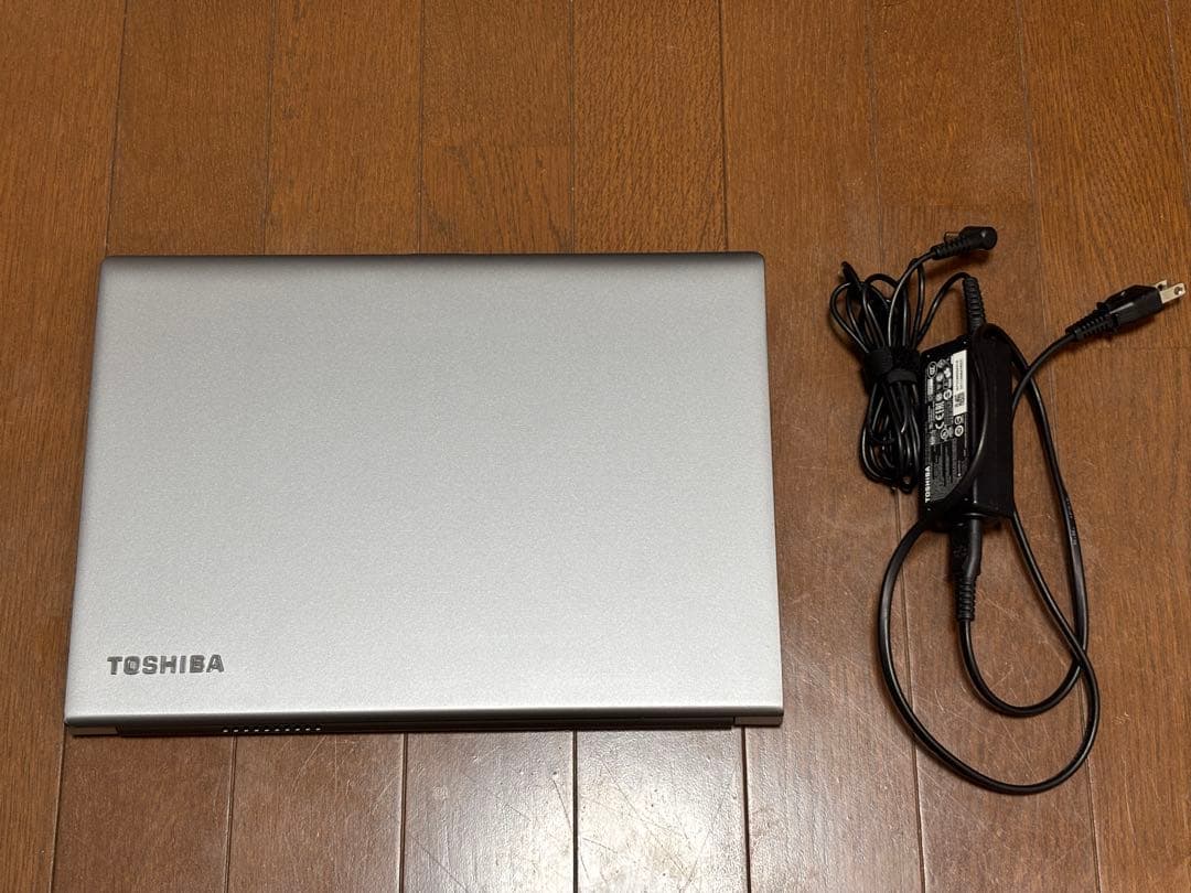 中古ノートパソコン　第7世代Core i5　メモリ16GB　SSD512GB