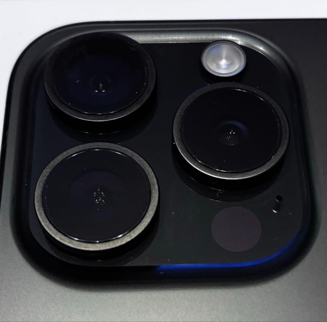 【美品】iPhone15 ProBlack Titanium 128G