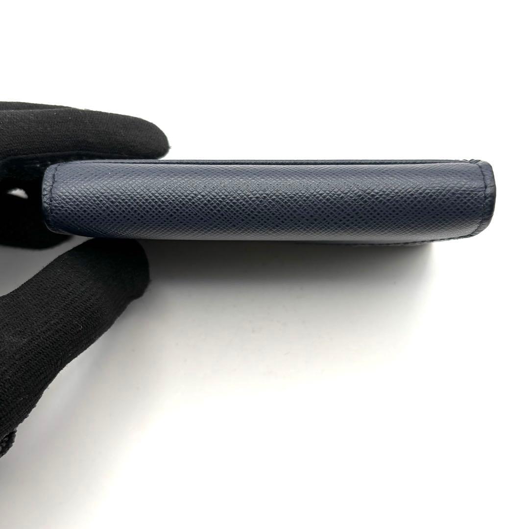 プラダ カードケース 名刺入れ シルバーロゴ サフィアーノ レザー ネイビー