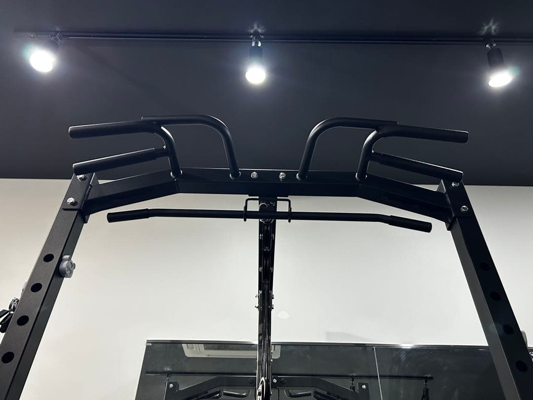 【今月引き取り可能な方へ投げ売り‼️】パワーラック 懸垂バー付き